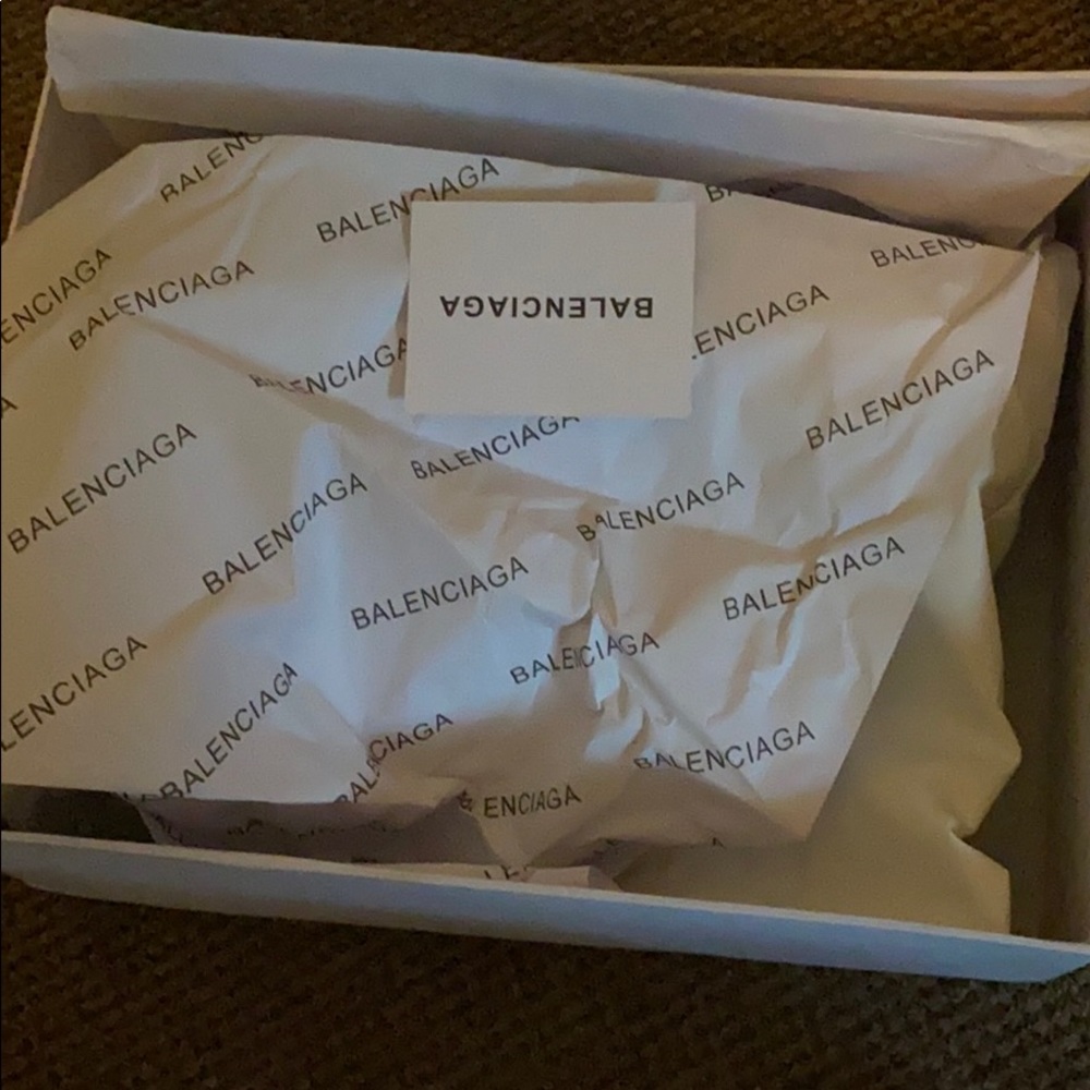 BALENCIAGA RUNNERS - Picture 5 of 5